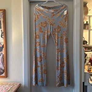 Free People size med flare pants